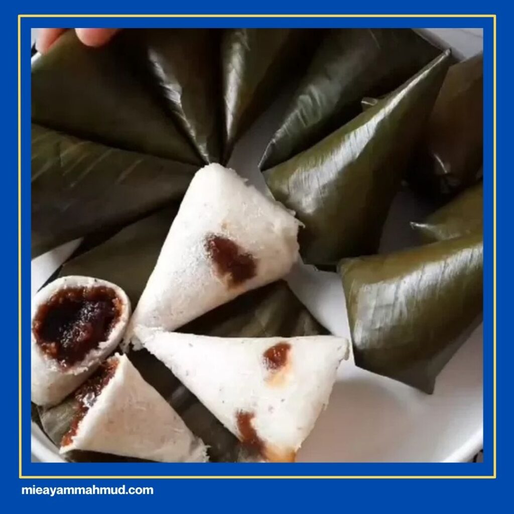 Kue Ombus-ombus Khas Medan