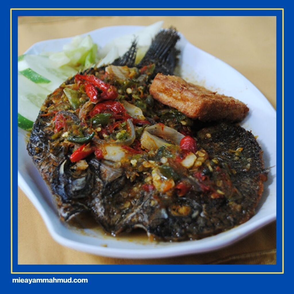 Menu Makan Siang Khas Medan